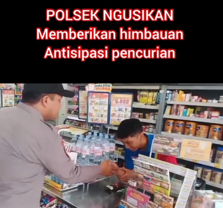 Patroli Polsek Ngusikan dari pemukiman hingga minimarket