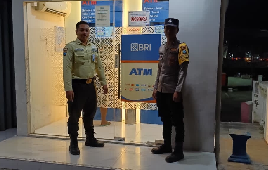 Patroli ke obyek vital dilakukan anggota Polsek Perak ke Bank BRI unit Perak
