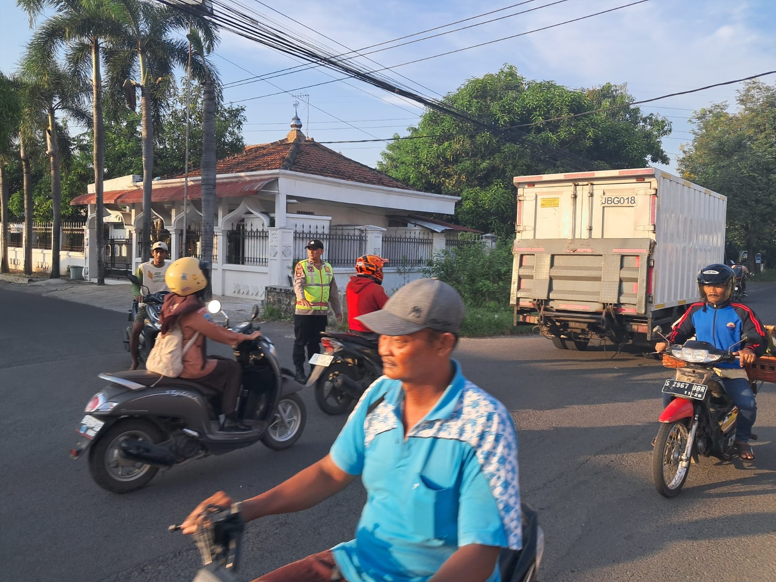 Giat Rutin Kring Pagi Sebagai Wujud Pelayanan Polsek Jogoroto Kepada Warga Masyarakat