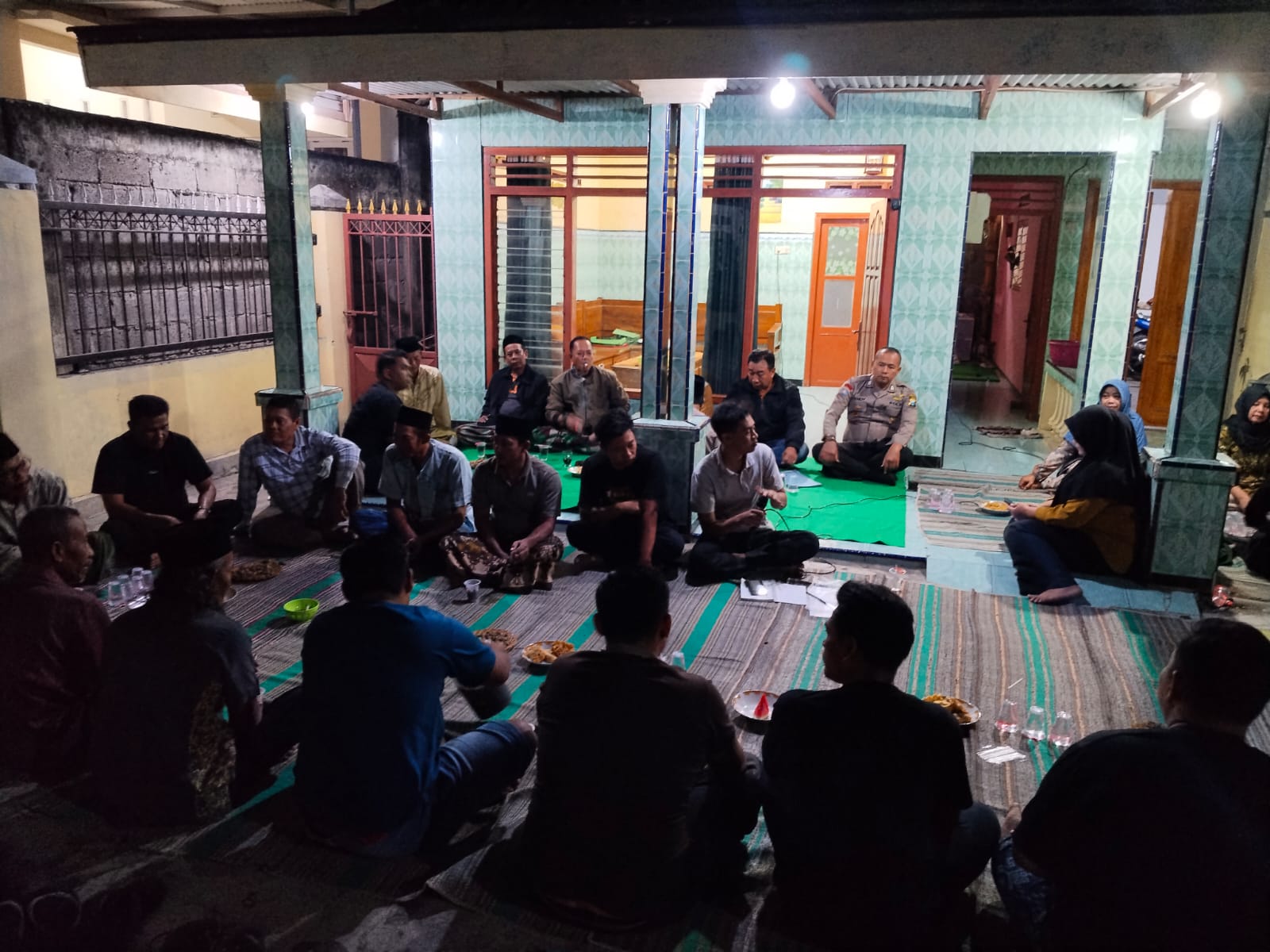 Sambut Kemerdekaan, Dusun Kedungsambi Gelar Rakor Persiapan Pawai Budaya HUT RI Ke-81 Bersama Polsek Kesamben
