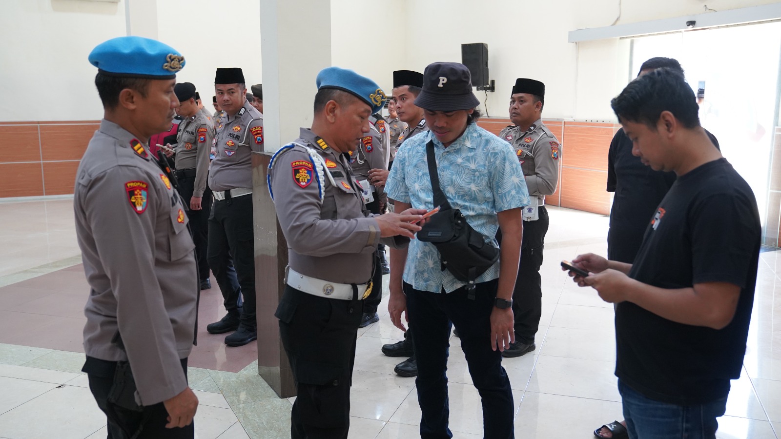 Cegah  Pelanggaran, Bidpropam Polda Jatim Mitigasi Personil Polres Jombang
