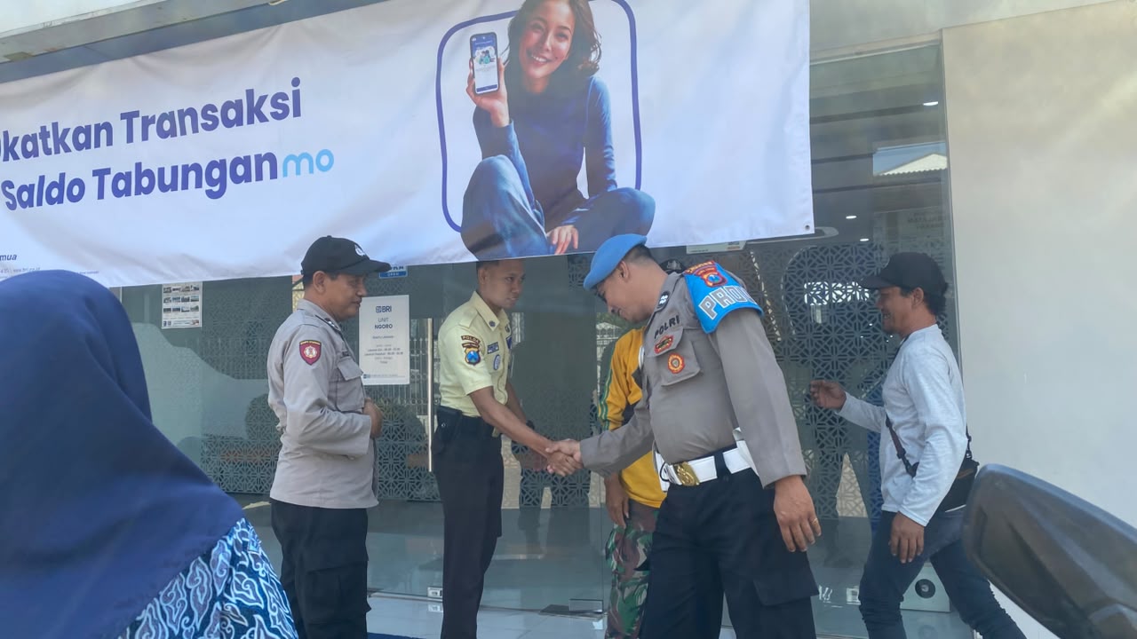 Polsek Ngoro Laksanakan Patroli Harkamtibmas