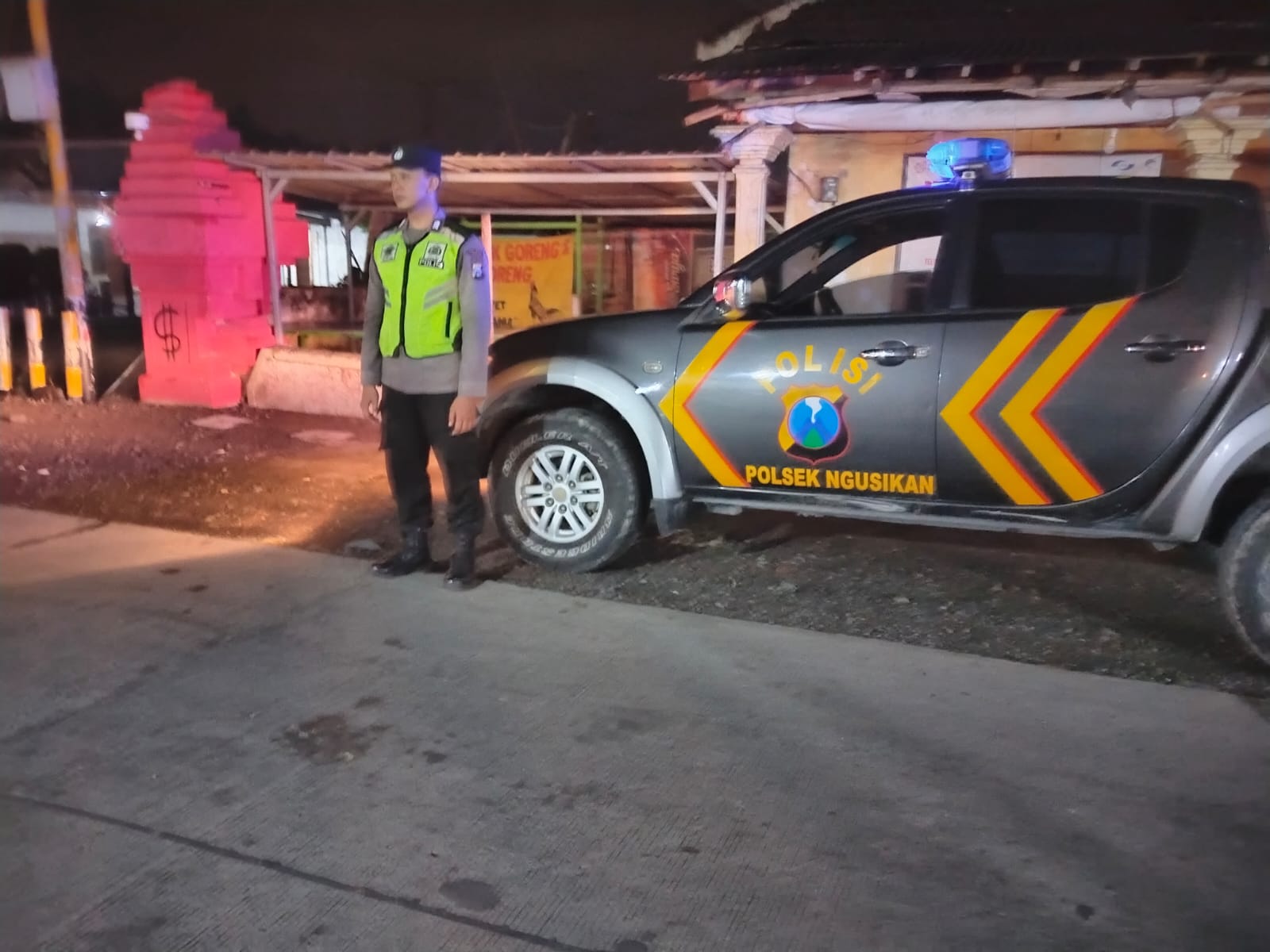 Polsek Ngusikan gencar patroli sepertiga malam