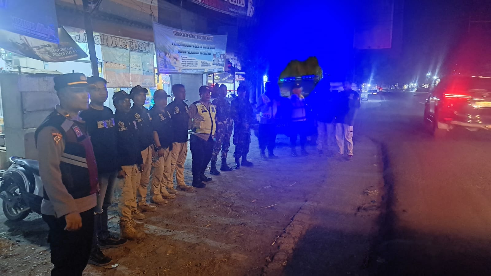 Polsek Kabuh Gelar Penyekatan, Antisipasi Konvoi Massa PSHT