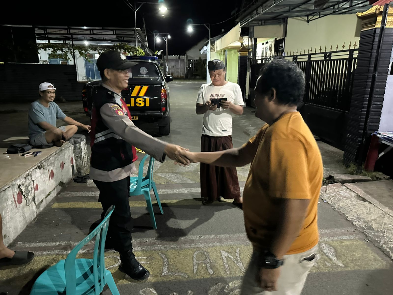 Bhabinkamtibmas Desa Pulorejo Sambang Pos Kamling
