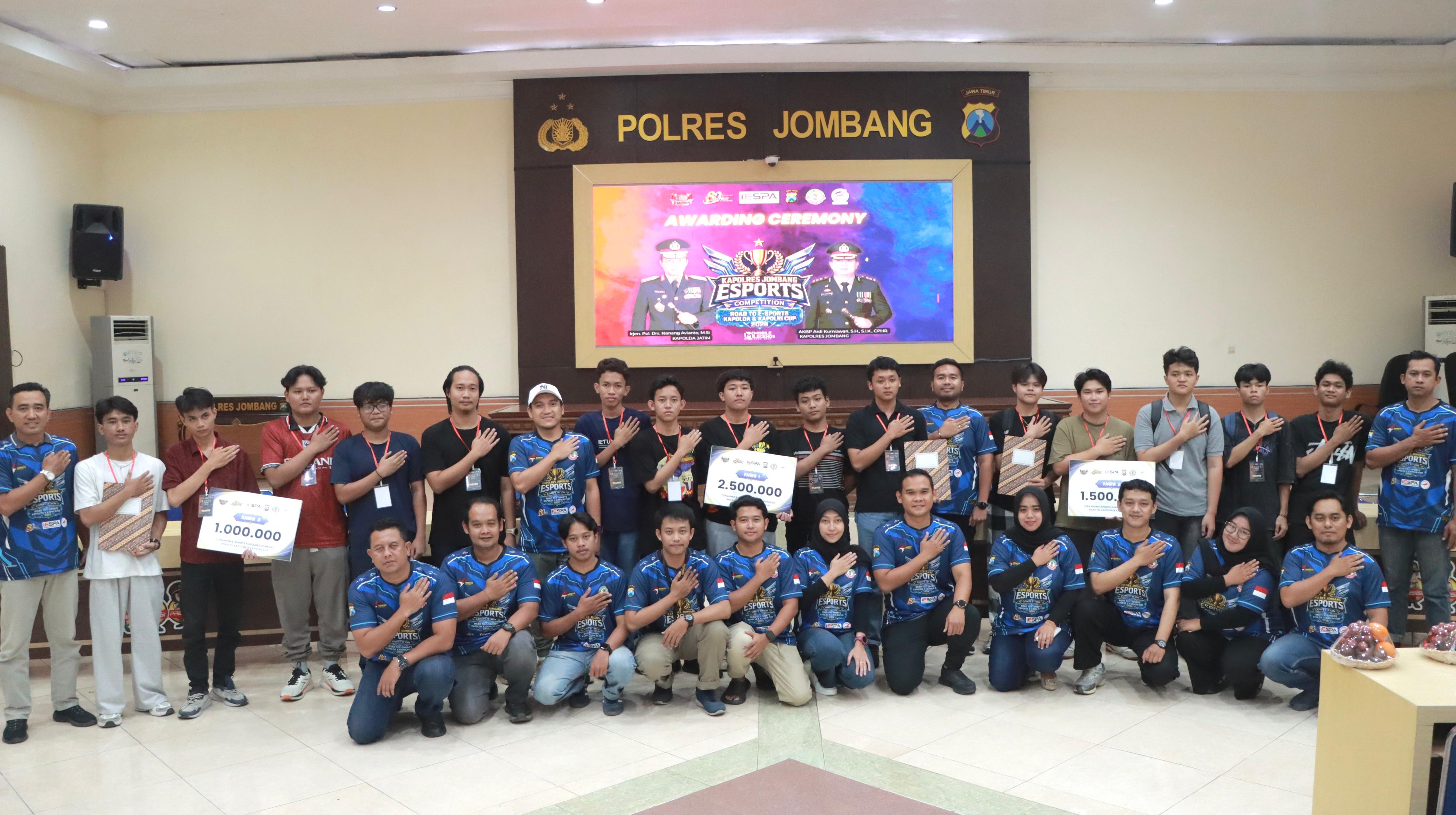 Turnamen Esport Mobile Legends Kapolres Jombang Cup Sukses Digelar, Juara Siap Wakili Jombang ke Tingkat Polda Jatim