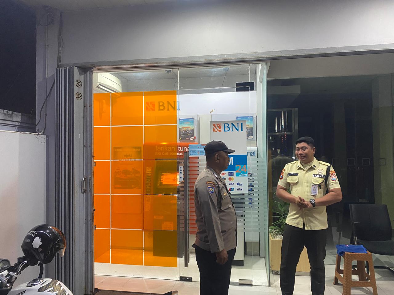 Polsek Perak patroli malam hari cegah 3c ke obyek vital