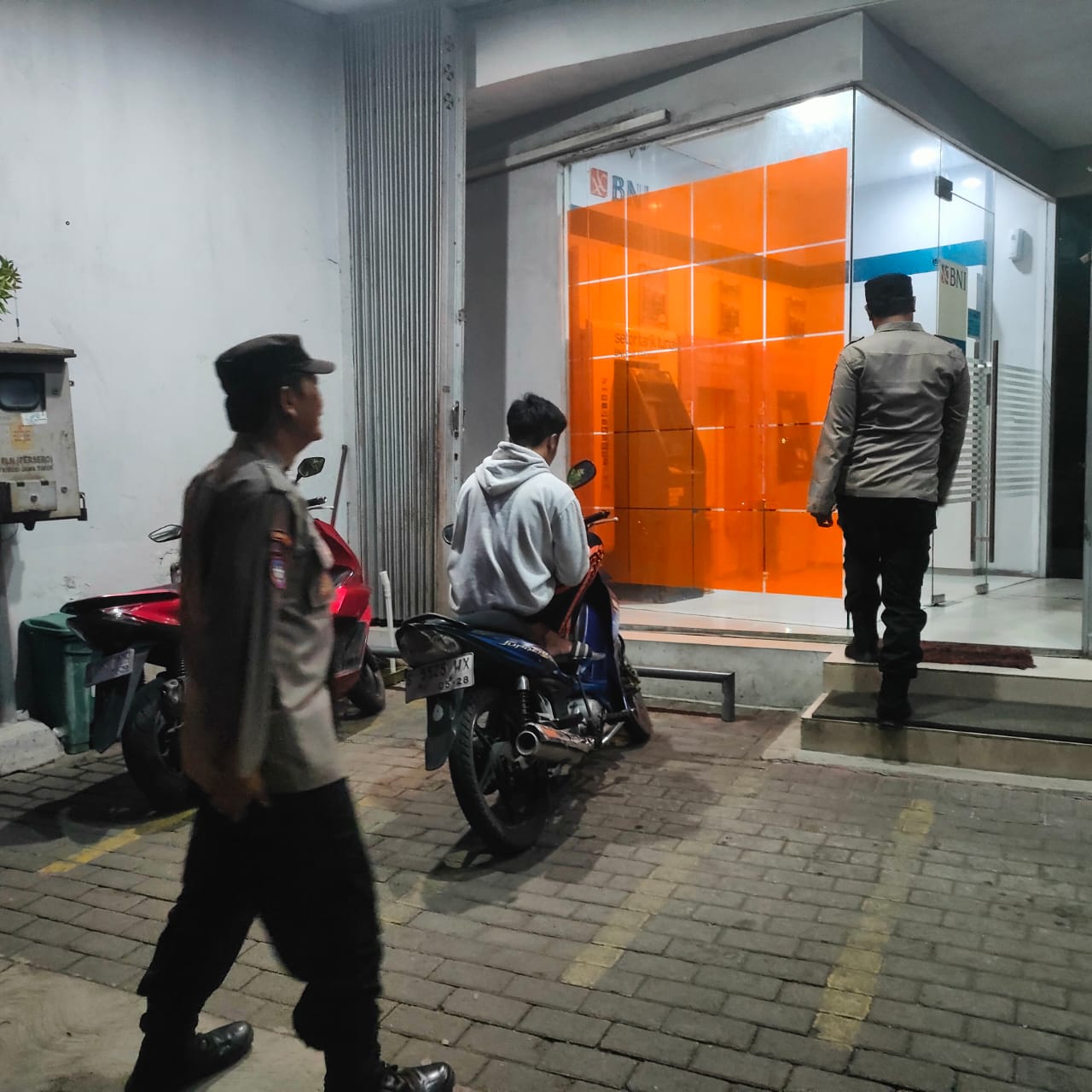 Polsek Ngoro patroli himbau kamtibmas