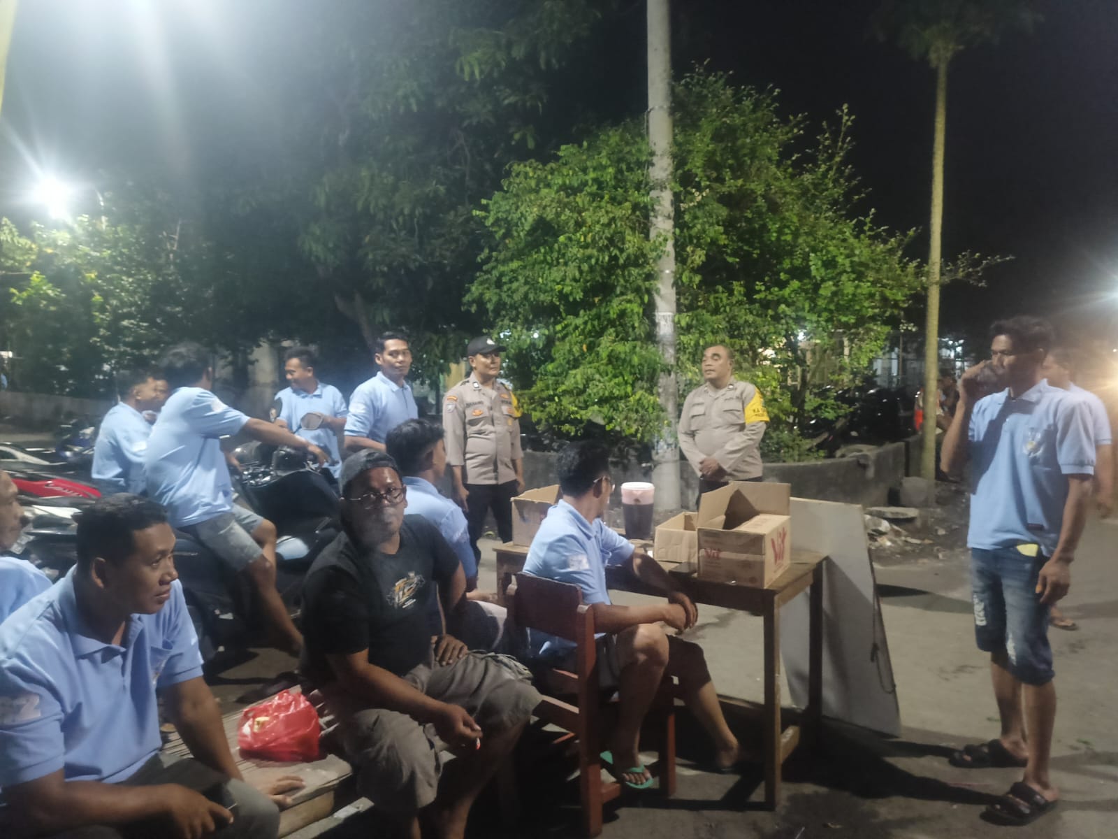 Ciptakan Rasa Aman, Polsek Jogoroto Gencarkan Patroli Blue Light di Titik Rawan Kejahatan Serta Dialogis Kamtibmas Dengan Warga Masyarakat