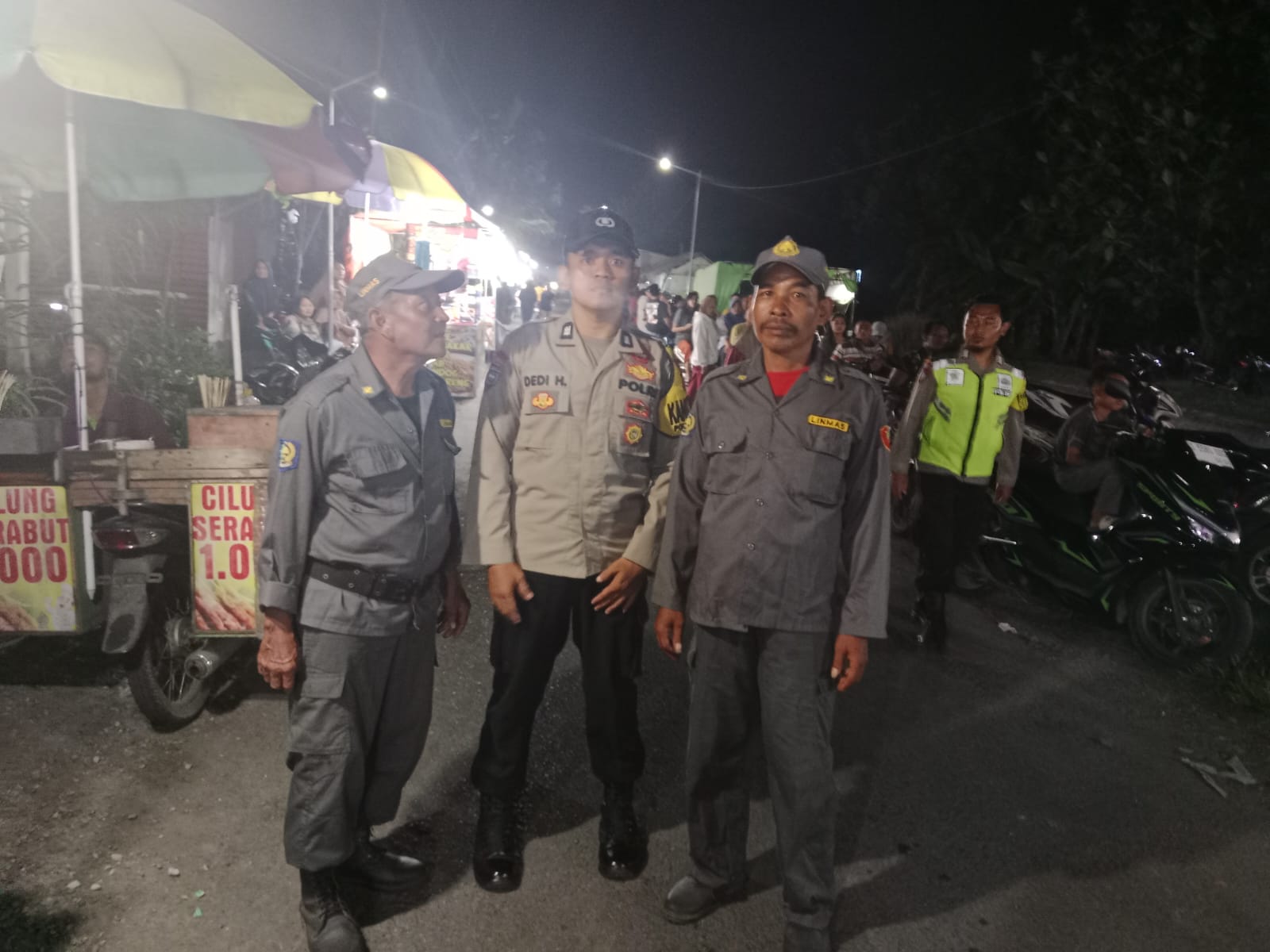 Pengamanan Giat Hiburan Elekton, Polsek Kesamben Kerahkan Jaga Ketertiban