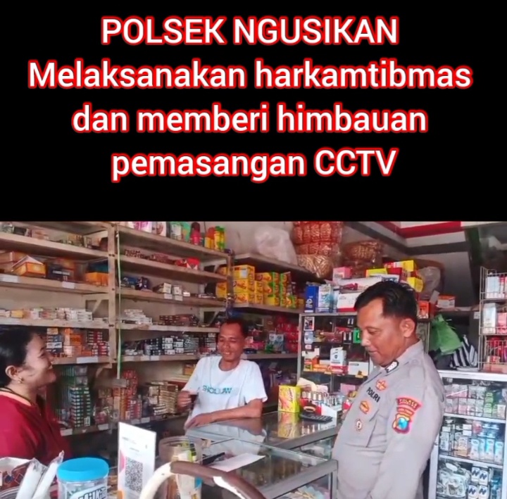 Patroli Polsek Ngusikan patroli pertokoan ingatkan pasang CCTV
