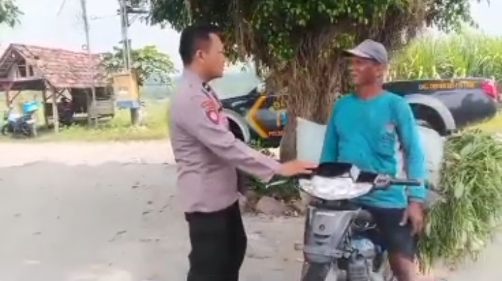 Patroli di persawahan Polsek Ngusikan himbau petani waspada Curanmor