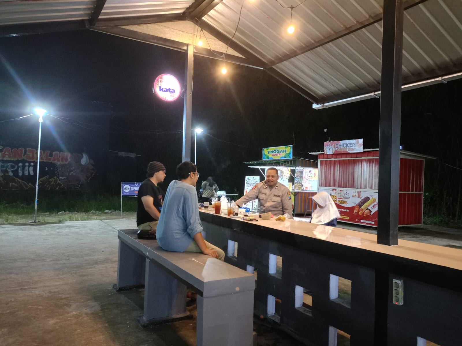 Polsek Kudu Patroli Dialogis Dengan Para Penjual UMKM