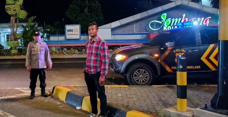 Patroli Blue Light, Anggota Polsek Tembelang Upaya Cegah Gangguan Kamtibmas