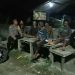 Polsek Bareng Melaksanakan Patroli Sepertiga Malam Sambang Di Desa Pakel Jagongan dengan Warga